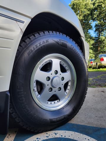 2001 Toyota Land Cruiser JDM car for sale — photo 4 of 25