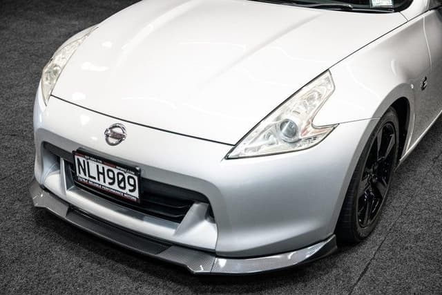 2010 Nissan Fairlady Z JDM car for sale — photo 11 of 20