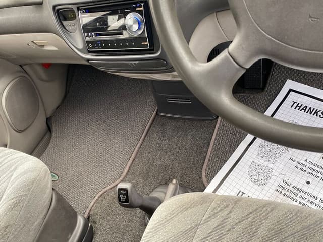 1995 Mitsubishi Delica JDM car for sale — photo 9 of 15