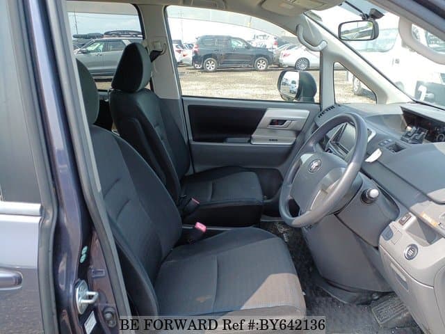 2008 Toyota Voxy JDM car for sale — photo 25 of 25