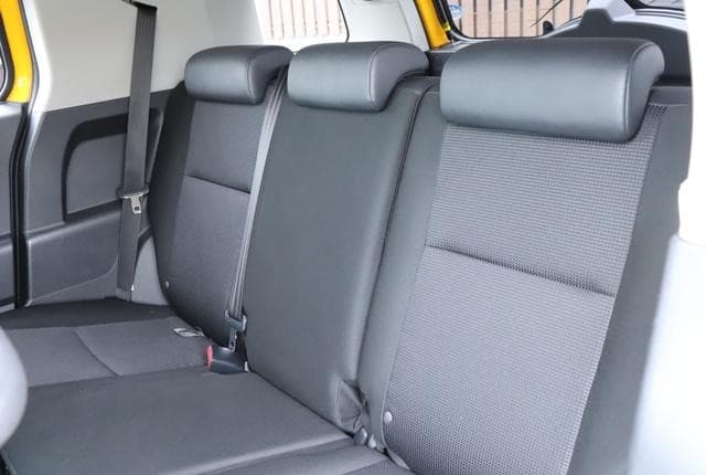 2011 Toyota Fj Cruiser JDM car for sale — photo 15 of 25