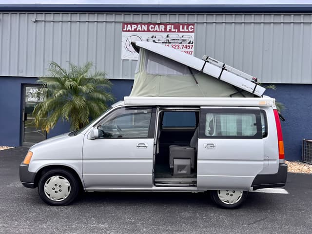 1998 Honda Stepwagon JDM car for sale — photo 4 of 25