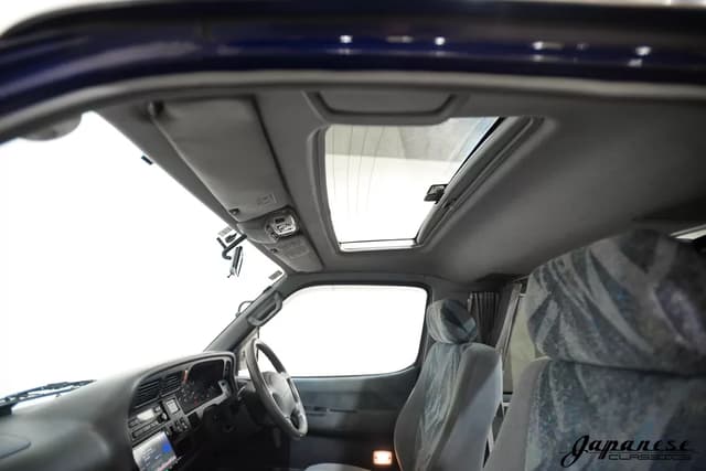 1996 Toyota HiAce JDM car for sale — photo 9 of 25