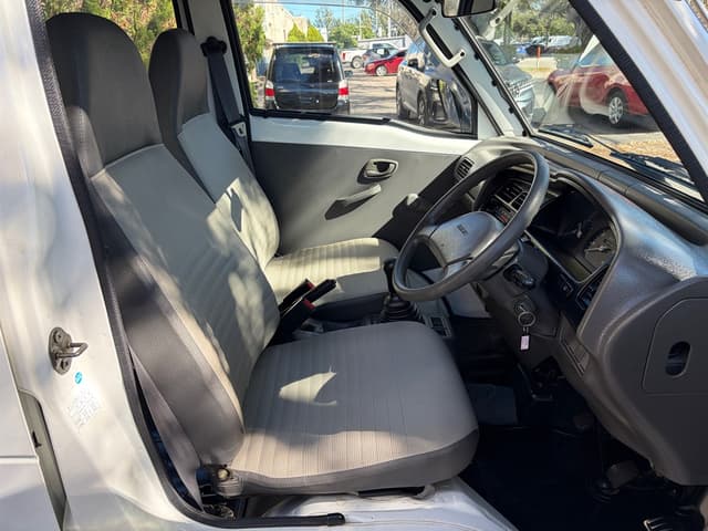 1998 Suzuki Every JDM car for sale — photo 11 of 17