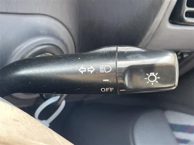 1997 Toyota Land Cruiser Prado JDM car for sale — photo 11 of 23