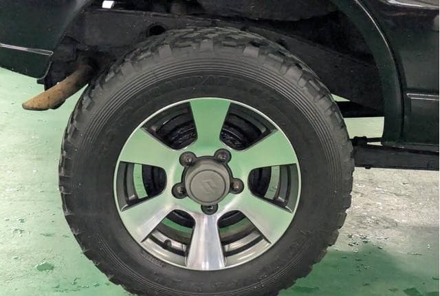 2011 Suzuki Jimny JDM car for sale — photo 24 of 25