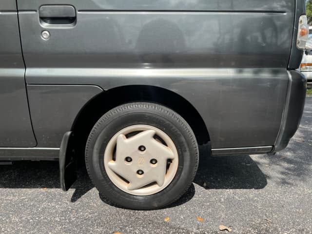 1994 Suzuki Every JDM car for sale — photo 13 of 19