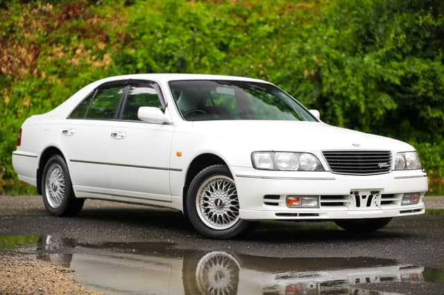 1996 Nissan Cima JDM car for sale — photo 9 of 25