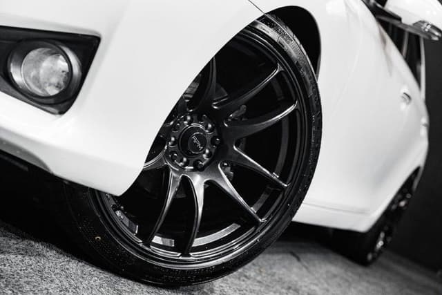 2012 Toyota Mark X JDM car for sale — photo 2 of 16