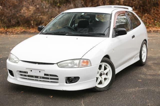 1996 Mitsubishi Mirage JDM car for sale — photo 20 of 25