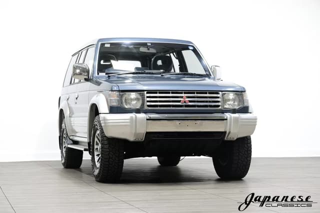 1991 Mitsubishi Pajero JDM car for sale — photo 3 of 25