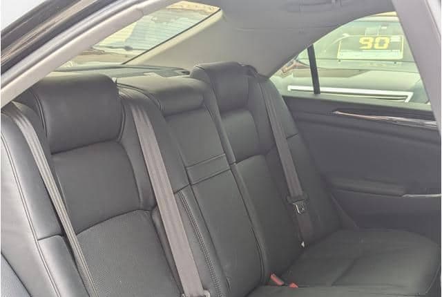 2006 Toyota Crown JDM car for sale — photo 19 of 25