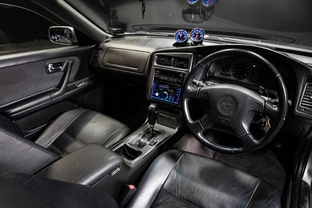 1997 Nissan Stagea JDM car for sale — photo 18 of 20