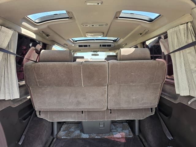 1999 Toyota HiAce JDM car for sale — photo 20 of 24