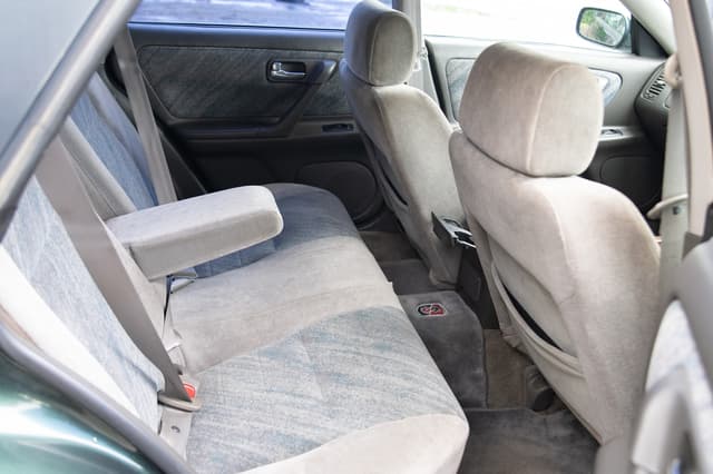 1996 Nissan Stagea JDM car for sale — photo 11 of 15