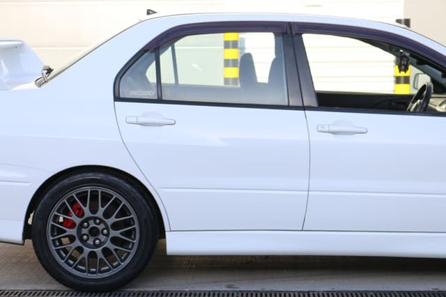 1999 Mitsubishi Lancer Evolution JDM car for sale — photo 7 of 25