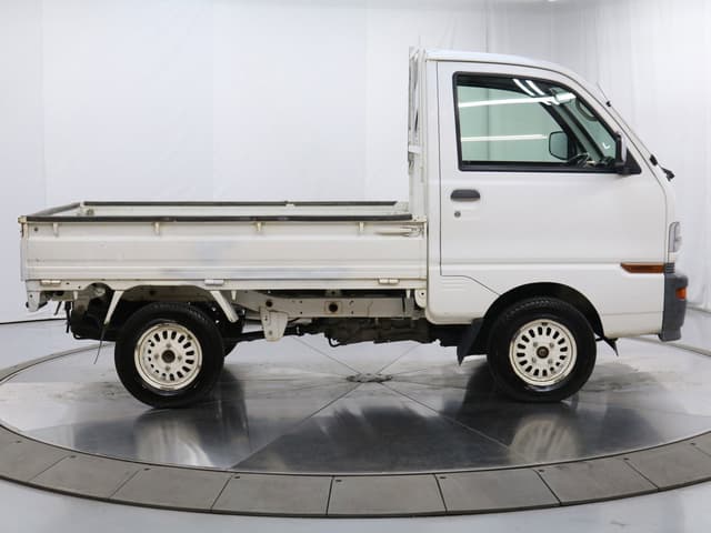 1997 Mitsubishi Minicab JDM car for sale — photo 8 of 25