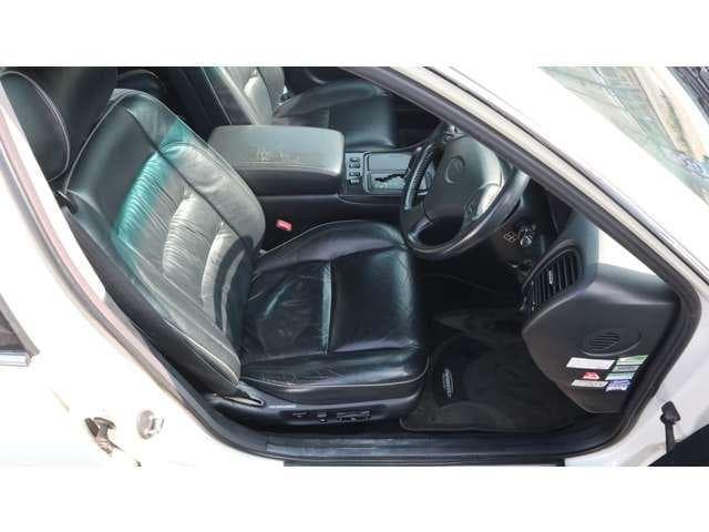 1998 Toyota Aristo JDM car for sale — photo 12 of 25