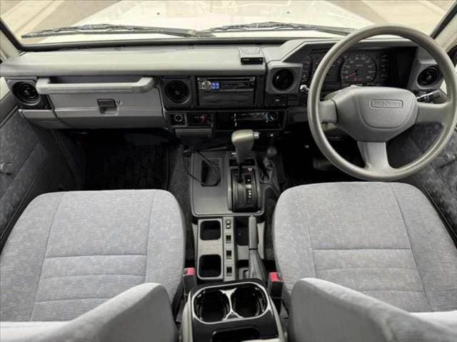 2000 Toyota Land Cruiser JDM car for sale — photo 2 of 13