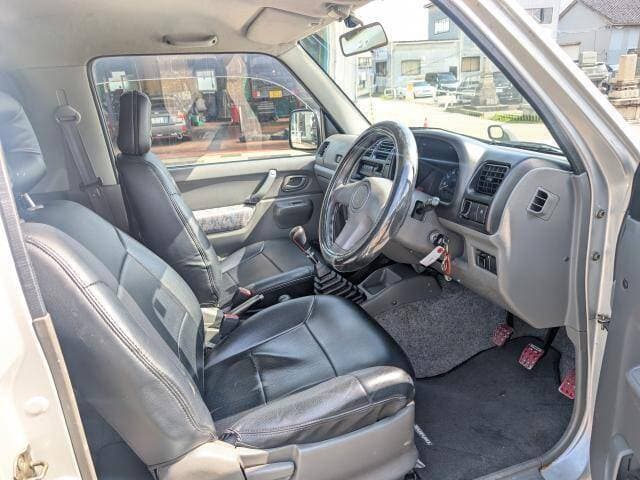 1999 Suzuki Jimny JDM car for sale — photo 6 of 20