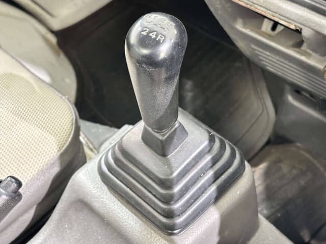 1999 Suzuki Carry JDM car for sale — photo 17 of 25