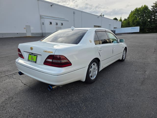 2001 Toyota Celsior JDM car for sale — photo 3 of 14