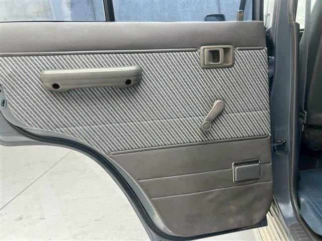 1991 Toyota Land Cruiser Prado JDM car for sale — photo 23 of 25