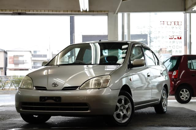 2001 Toyota Prius JDM car for sale — photo 3 of 25