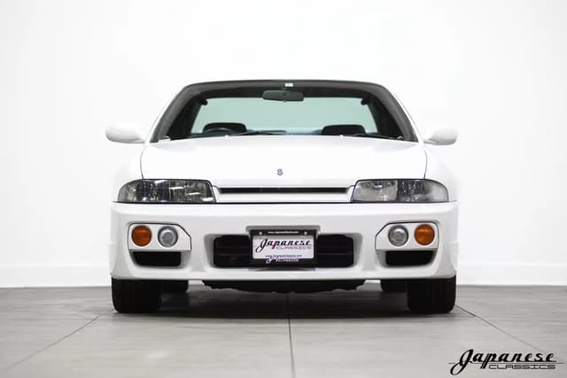 1996 Nissan Skyline JDM car for sale — photo 2 of 25