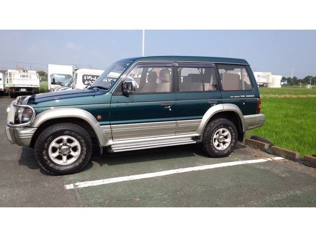1995 Mitsubishi Pajero JDM car for sale — photo 4 of 25