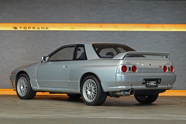 1994 Nissan Skyline JDM car for sale — photo 2 of 25