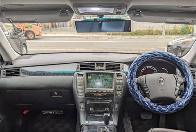 2006 Toyota Crown JDM car for sale — photo 20 of 25