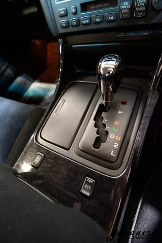 1998 Toyota Aristo JDM car for sale — photo 10 of 25