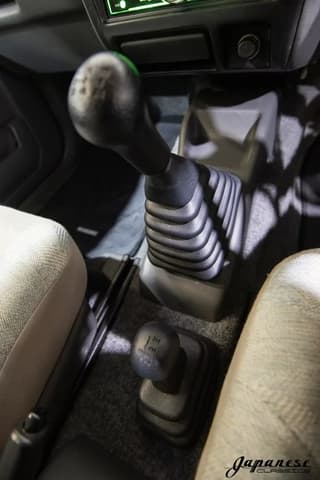 1999 Suzuki Jimny JDM car for sale — photo 11 of 25
