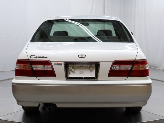 1998 Nissan Cima JDM car for sale — photo 6 of 25