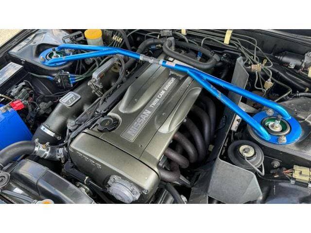 1992 Nissan Skyline JDM car for sale — photo 14 of 20