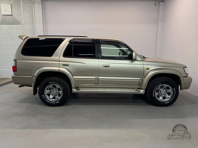 2001 Toyota Hilux Surf JDM car for sale — photo 21 of 25
