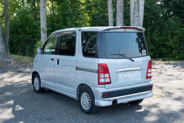 2001 Daihatsu Atrai JDM car for sale — photo 4 of 13