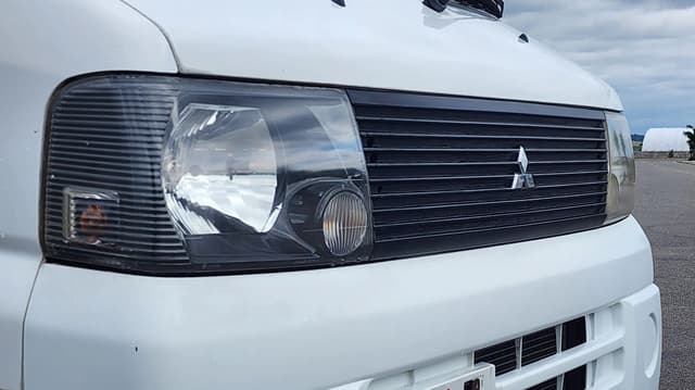 2001 Mitsubishi Minicab JDM car for sale — photo 8 of 21