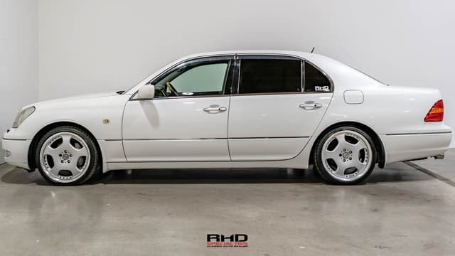 2001 Toyota Celsior JDM car for sale — photo 5 of 25