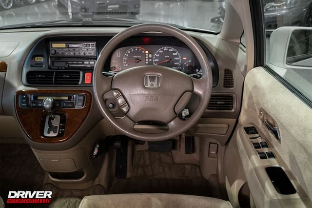 2001 Honda Odyssey JDM car for sale — photo 3 of 23