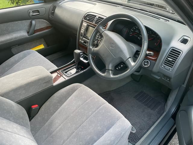 1996 Nissan Cedric JDM car for sale — photo 12 of 13