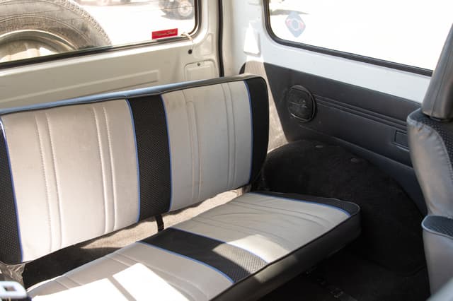 1990 Suzuki Jimny JDM car for sale — photo 12 of 12