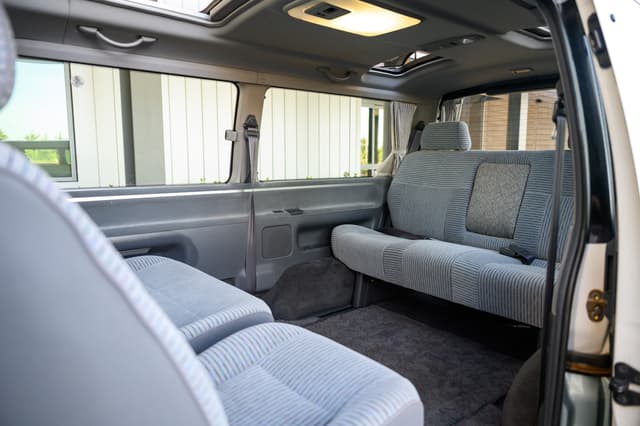 1994 Toyota HiAce JDM car for sale — photo 14 of 24
