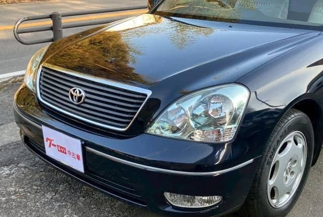 2002 Toyota Celsior JDM car for sale — photo 5 of 20