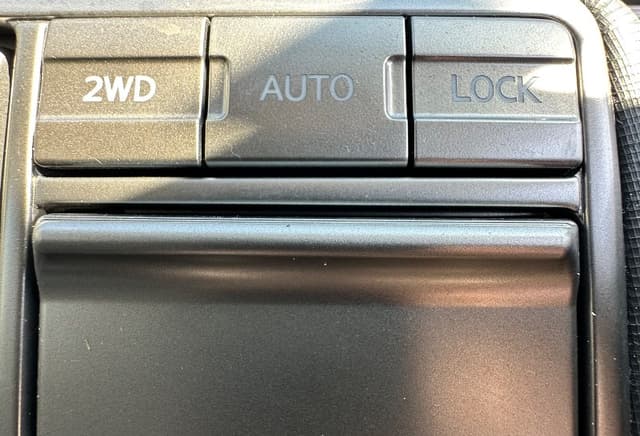 2001 Nissan X Trail JDM car for sale — photo 15 of 18