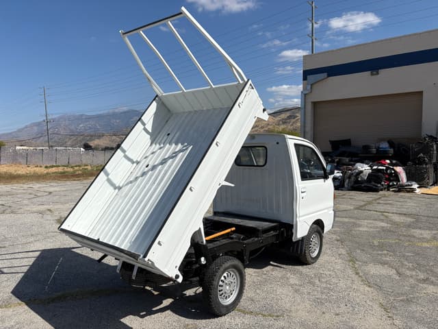 1991 Mitsubishi Minicab JDM car for sale — photo 7 of 10