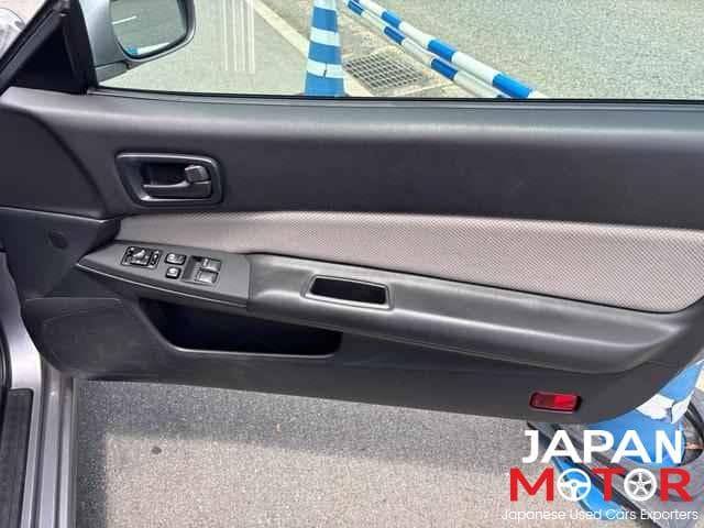 1998 Nissan Skyline JDM car for sale — photo 7 of 8