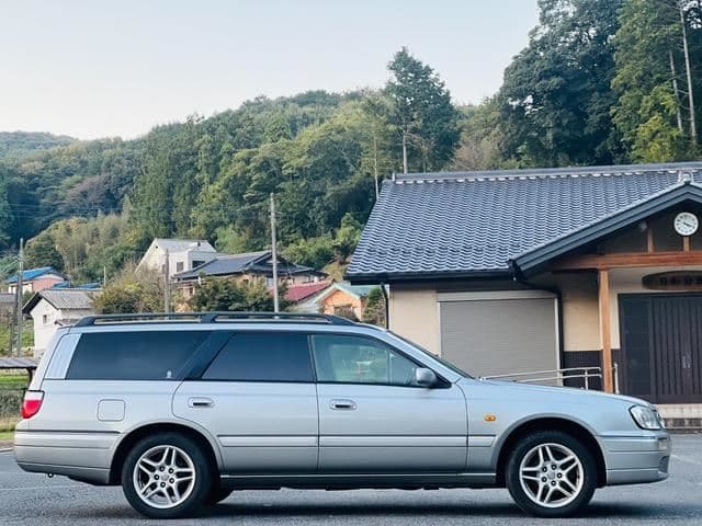 1999 Nissan Stagea JDM car for sale — photo 8 of 24
