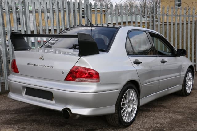 2001 Mitsubishi Lancer Evolution JDM car for sale — photo 11 of 25